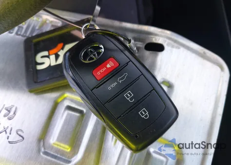 2026 Toyota Camry Le from USA, damaged, VIN 4T1DAACK9TU230212